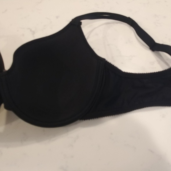 CHANTELLE BASIC INVISIBLE TSHIRT BLACK BRA - Picture 7 of 8